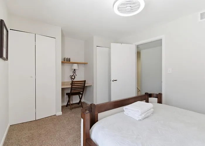 Ferienhaus Terra - Pool - Walk To Entertainment District *